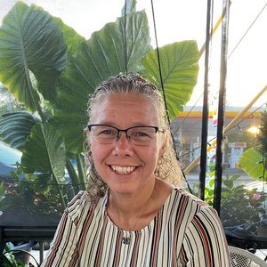 Meet your Posher, Tina